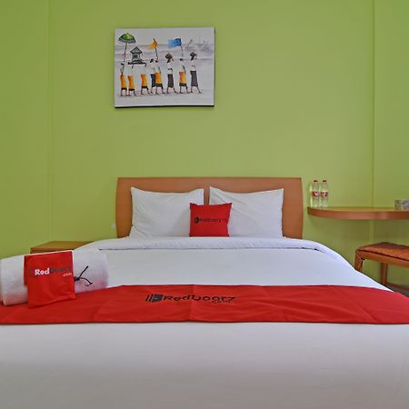 Reddoorz Plus @ Mahendradatta Denpasar Exterior photo