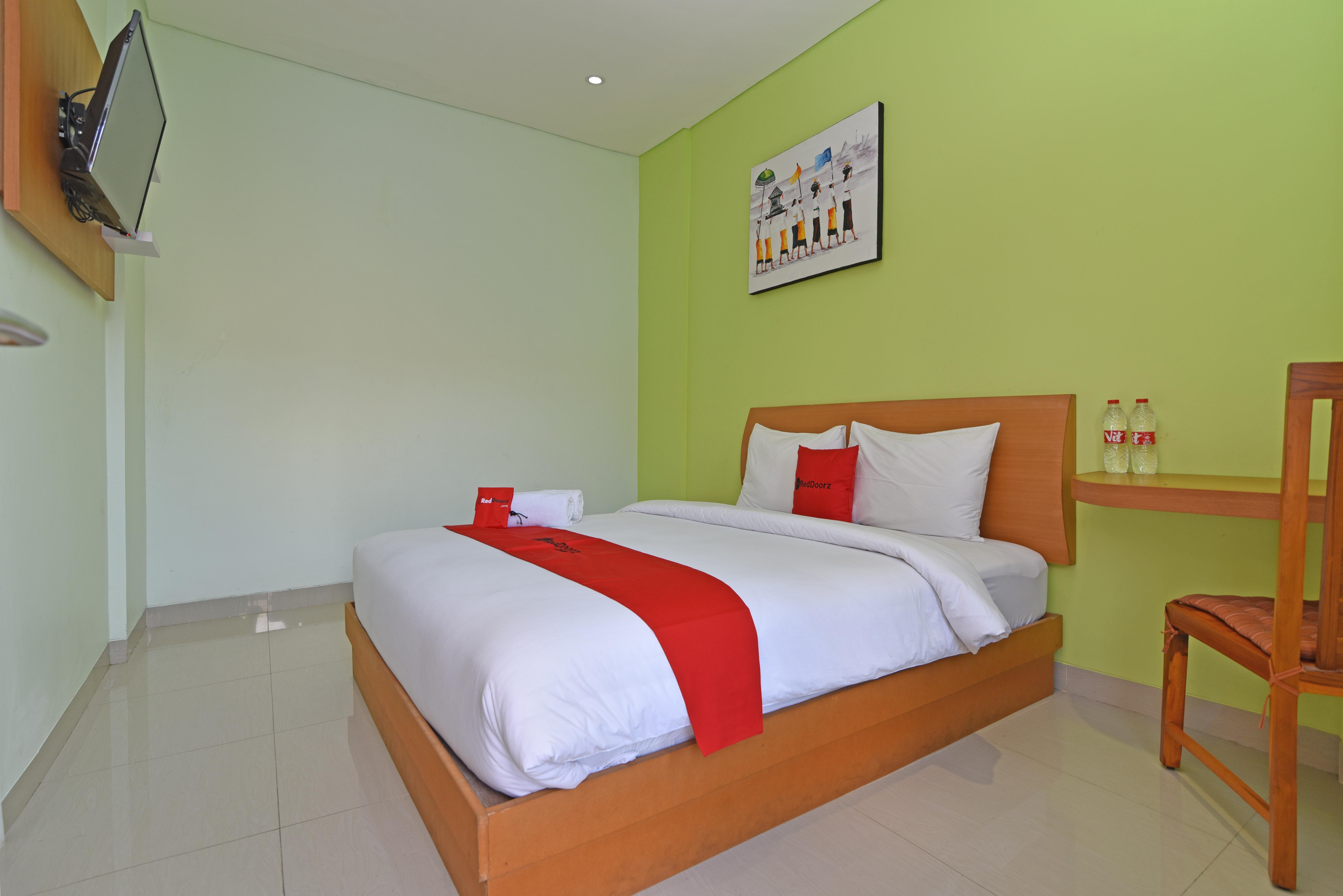 Reddoorz Plus @ Mahendradatta Denpasar Exterior photo